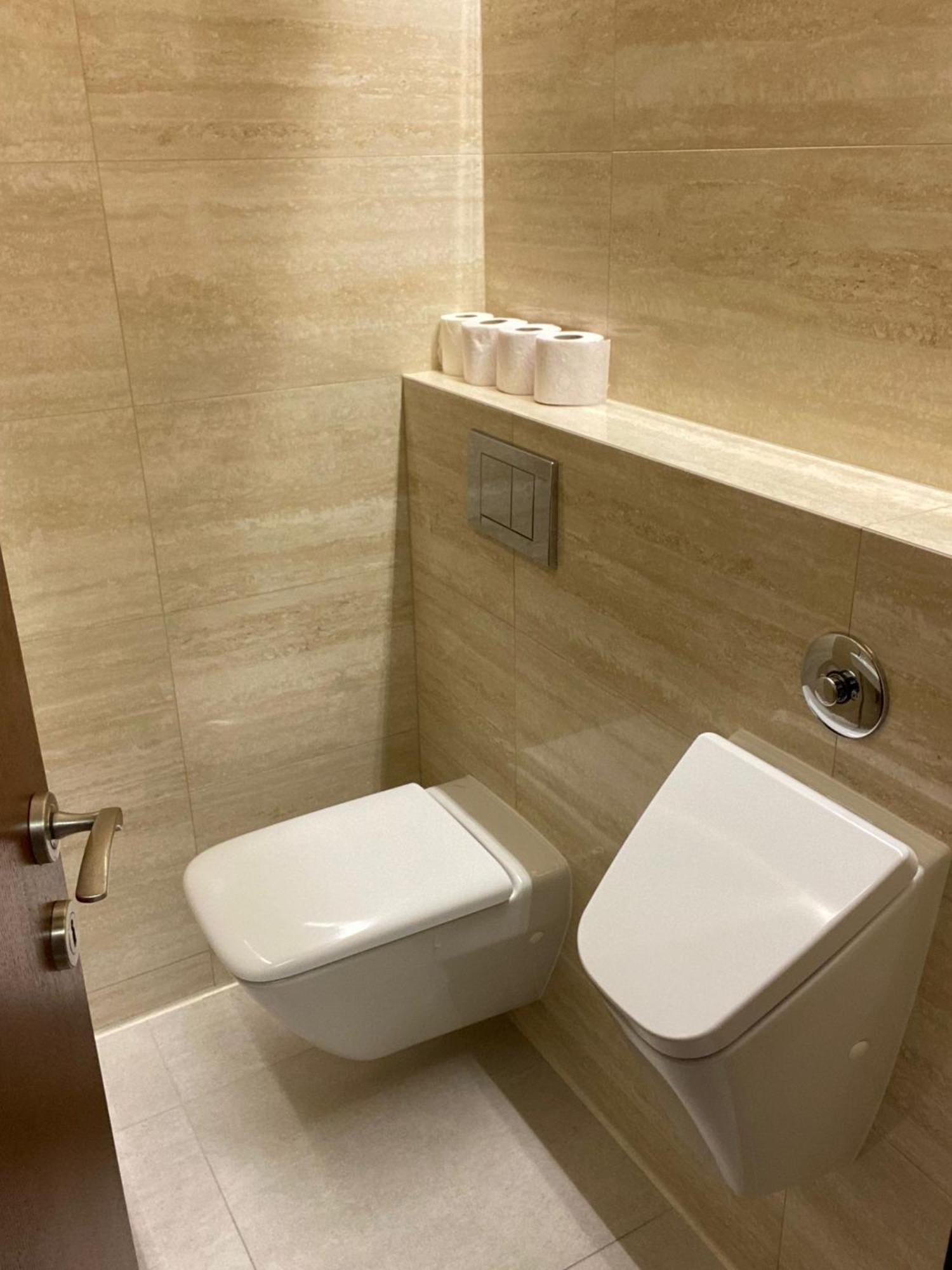 Old Town Apartment Братислава Екстериор снимка