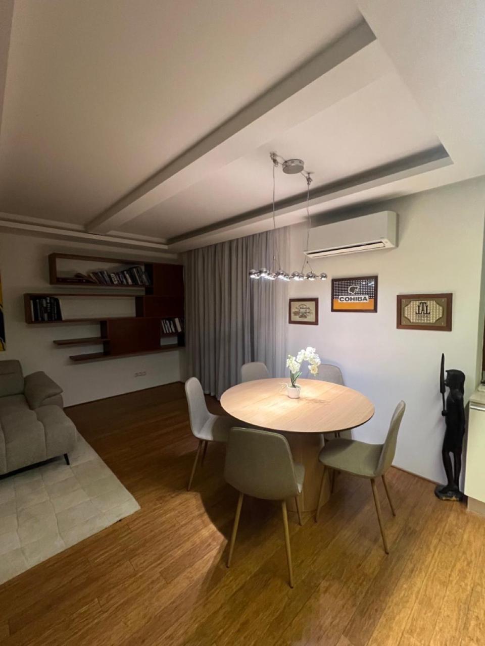 Old Town Apartment Братислава Екстериор снимка